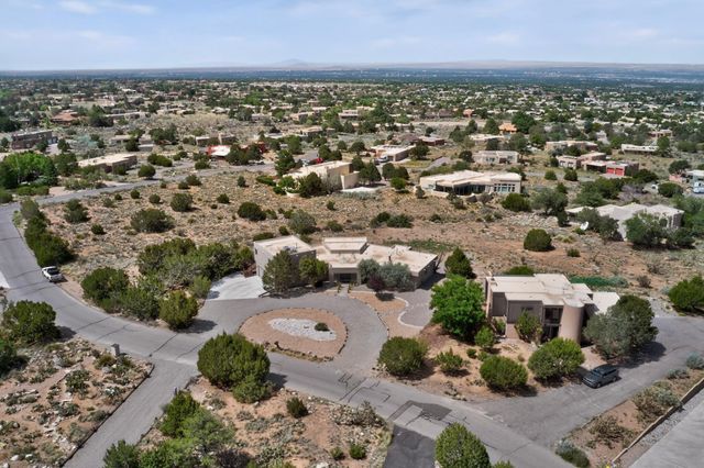 984 Lynx Loop NE, Albuquerque, NM 87122