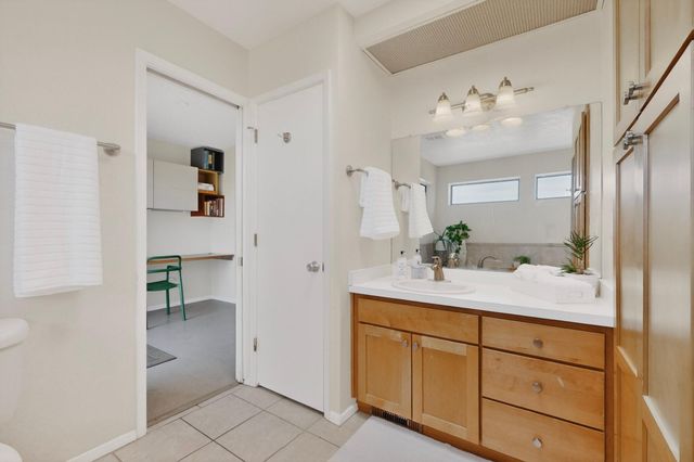 984 Lynx Loop NE, Albuquerque, NM 87122