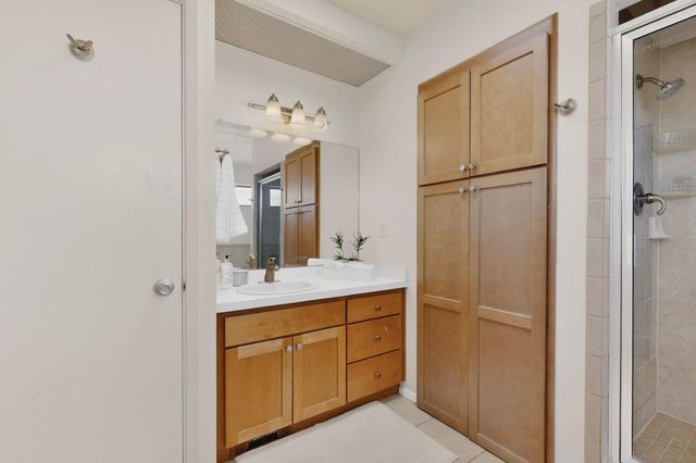 984 Lynx Loop NE, Albuquerque, NM 87122