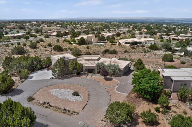 984 Lynx Loop NE, Albuquerque, NM 87122
