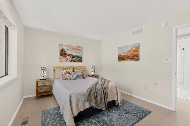 984 Lynx Loop NE, Albuquerque, NM 87122