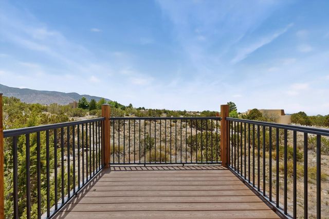 984 Lynx Loop NE, Albuquerque, NM 87122