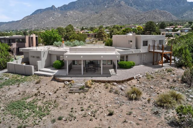 984 Lynx Loop NE, Albuquerque, NM 87122