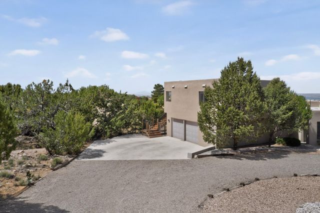 984 Lynx Loop NE, Albuquerque, NM 87122