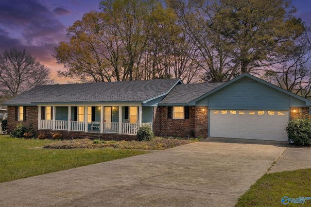 102 Stewart Street, Albertville, AL 35950