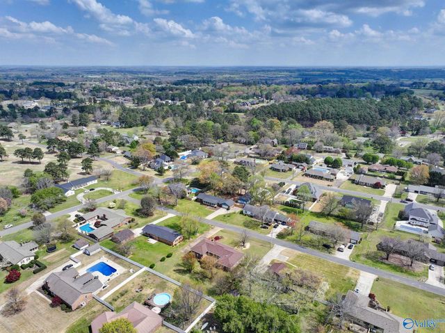 102 Stewart Street, Albertville, AL 35950