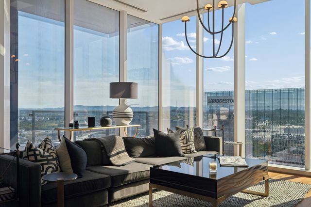 160 2nd Ave S Apt 3202, Nashville, TN 37201