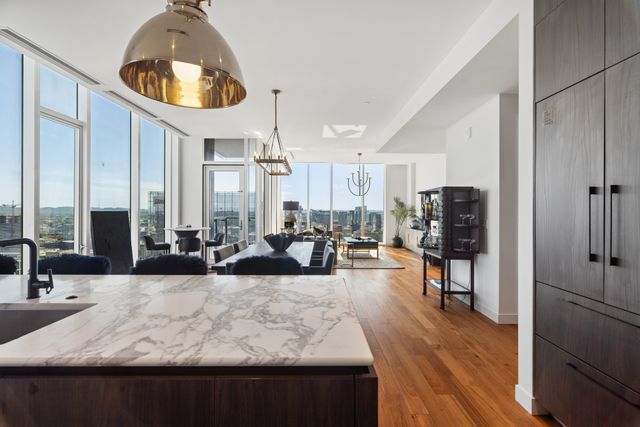 160 2nd Ave S Apt 3202, Nashville, TN 37201