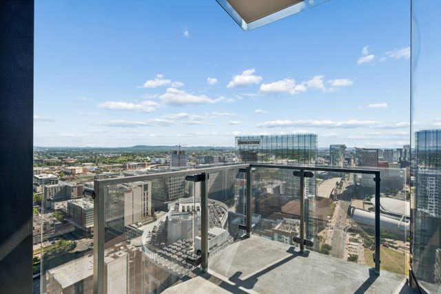 160 2nd Ave S Apt 3202, Nashville, TN 37201