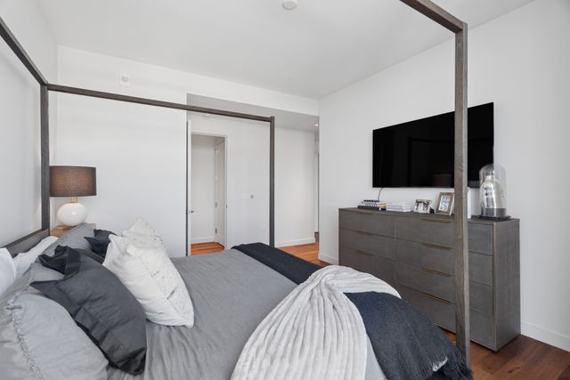 160 2nd Ave S Apt 3202, Nashville, TN 37201