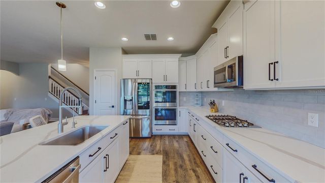 10802 ROLLING MOSS ROAD, Tampa, FL 33647