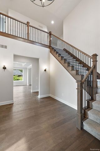 2166 Heidi Dr, Addison Township, MI 48370