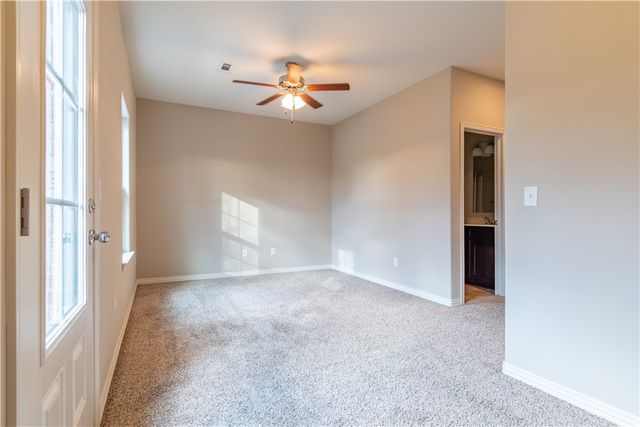 424 E 7th Street, Fayetteville, AR 72701