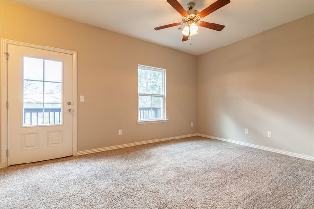 424 E 7th Street, Fayetteville, AR 72701