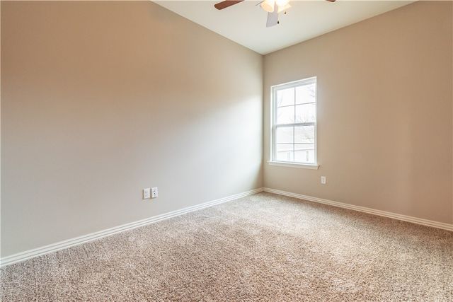 424 E 7th Street, Fayetteville, AR 72701