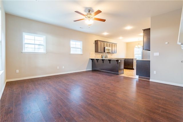 424 E 7th Street, Fayetteville, AR 72701