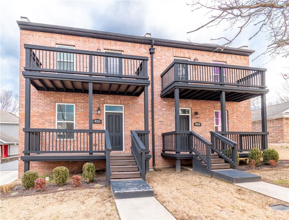 424 E 7th Street, Fayetteville, AR 72701