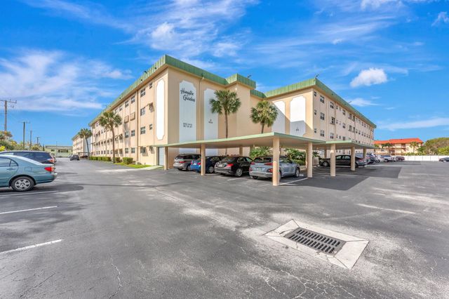 806 SE 7th Street 201, Deerfield Beach, FL 33441