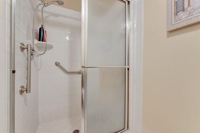 806 SE 7th Street 201, Deerfield Beach, FL 33441