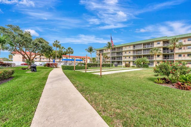 806 SE 7th Street 201, Deerfield Beach, FL 33441