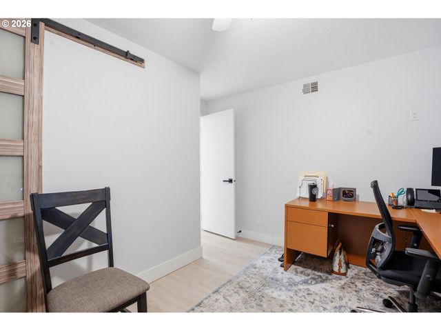 430 Nw SKYLINE Blvd, Portland, OR 97229