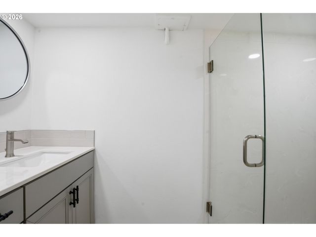 430 Nw SKYLINE Blvd, Portland, OR 97229