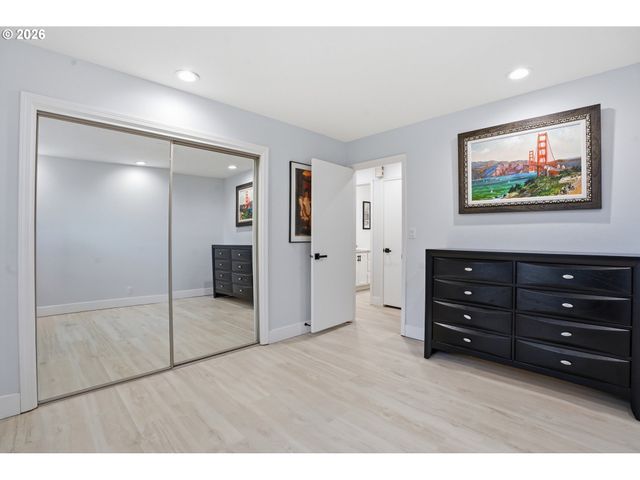 430 Nw SKYLINE Blvd, Portland, OR 97229