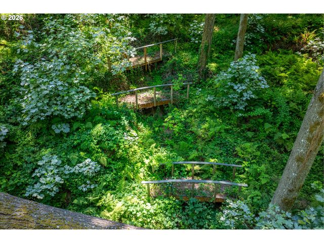 430 Nw SKYLINE Blvd, Portland, OR 97229