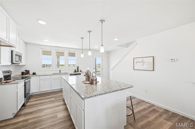 5006 Becks Landing Lane, St Charles, MO 63301