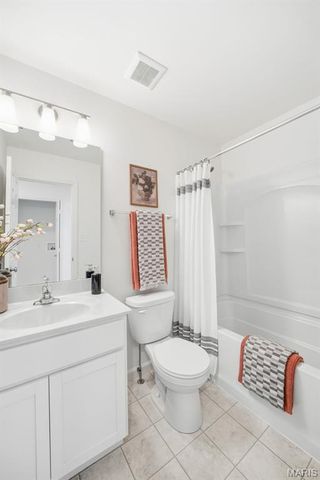5006 Becks Landing Lane, St Charles, MO 63301