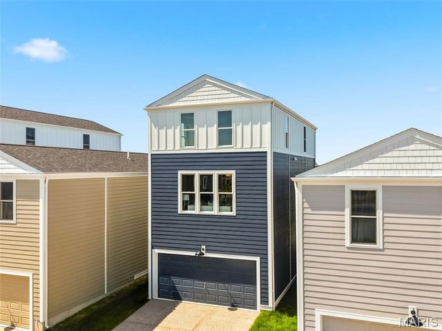 5006 Becks Landing Lane, St Charles, MO 63301