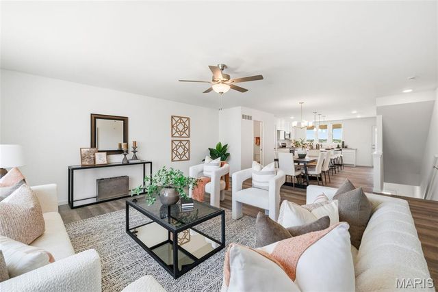 5006 Becks Landing Lane, St Charles, MO 63301