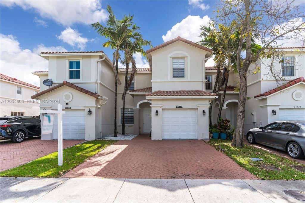 24513 SW 110th Pl, Homestead, FL 33032