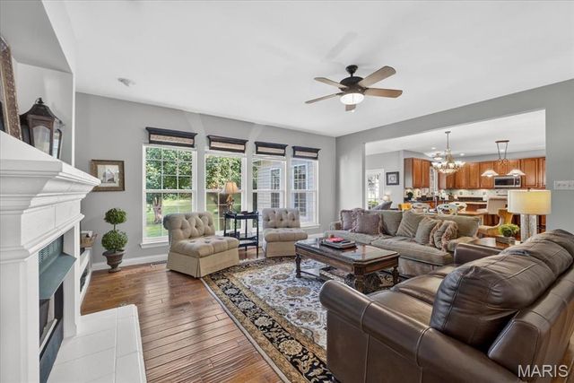 9031 Spy Glass Place Drive, O'fallon, MO 63368
