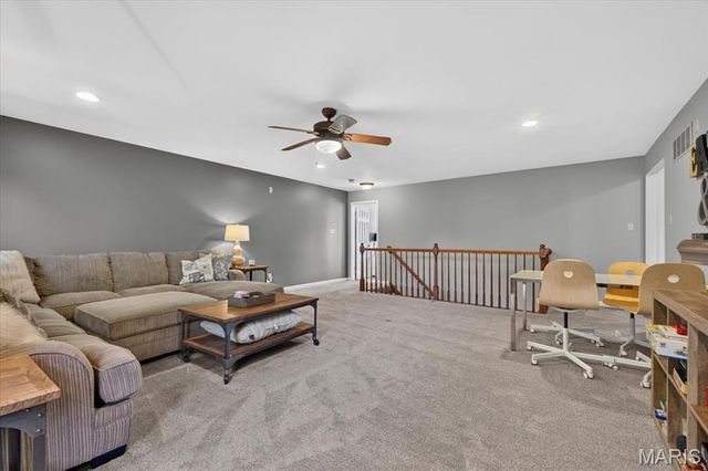 9031 Spy Glass Place Drive, O'fallon, MO 63368