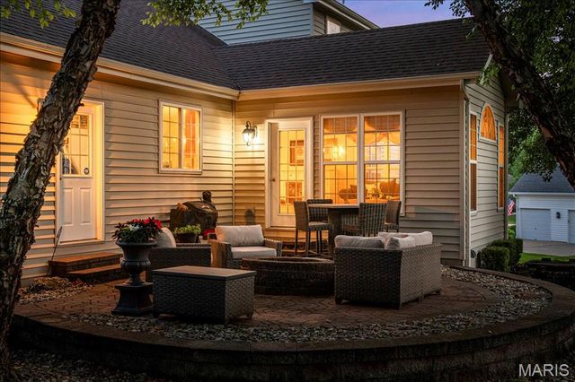 9031 Spy Glass Place Drive, O'fallon, MO 63368