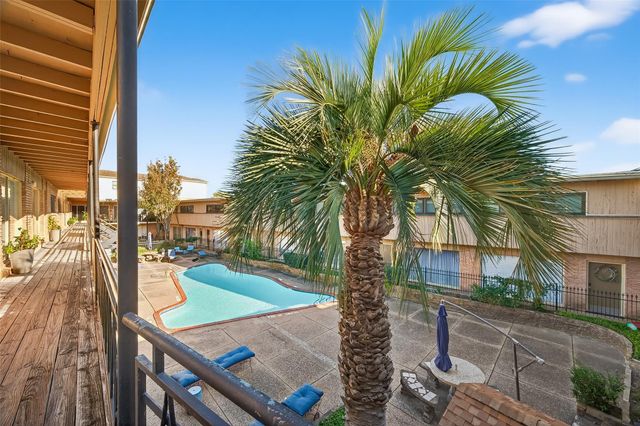 3809 N Braeswood Boulevard 21, Houston, TX 77025