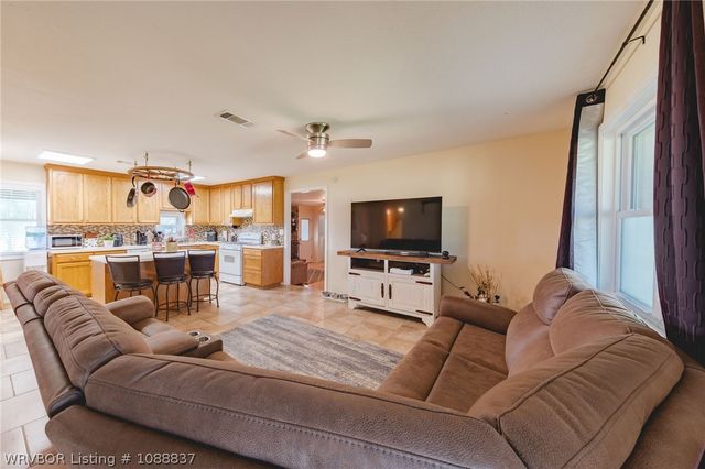 17172 Hamilton Circle, Spiro, OK 74959