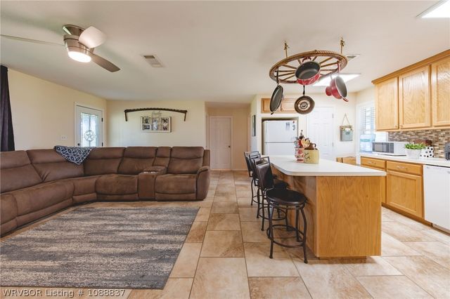17172 Hamilton Circle, Spiro, OK 74959