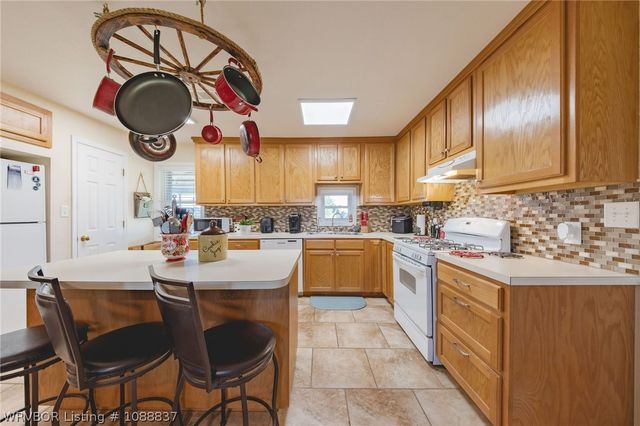 17172 Hamilton Circle, Spiro, OK 74959