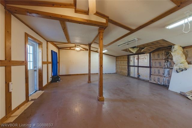 17172 Hamilton Circle, Spiro, OK 74959