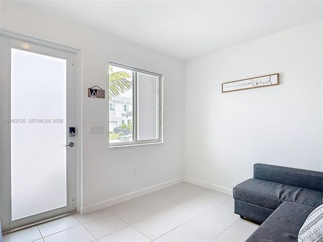716 SE 14th St, Homestead, FL 33034