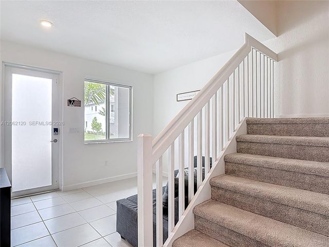 716 SE 14th St, Homestead, FL 33034
