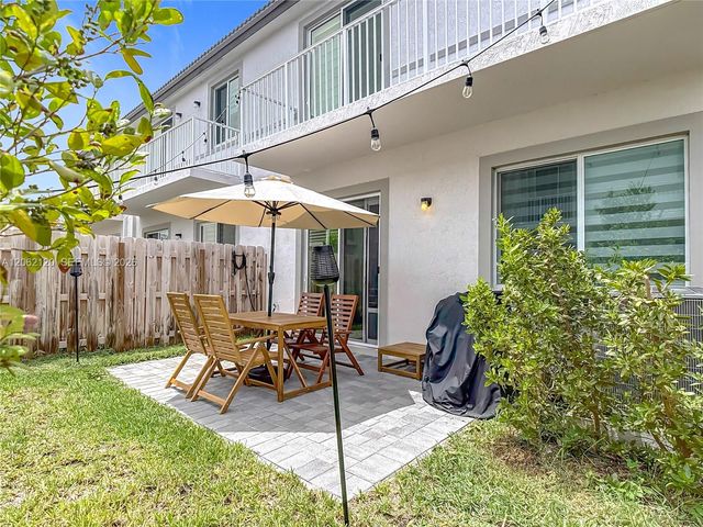 716 SE 14th St, Homestead, FL 33034