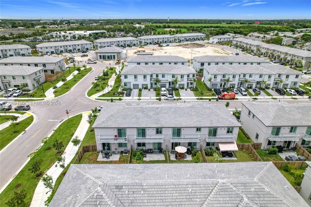 716 SE 14th St, Homestead, FL 33034