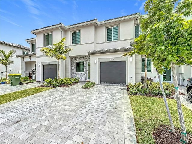 716 SE 14th St, Homestead, FL 33034