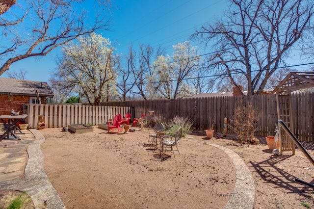 4501 11th Street, Lubbock, TX 79416