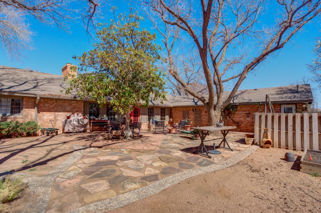 4501 11th Street, Lubbock, TX 79416