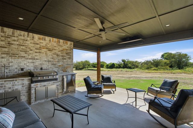 1047 Pioneer Crossing, Weatherford, TX 76088