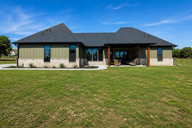 1047 Pioneer Crossing, Weatherford, TX 76088